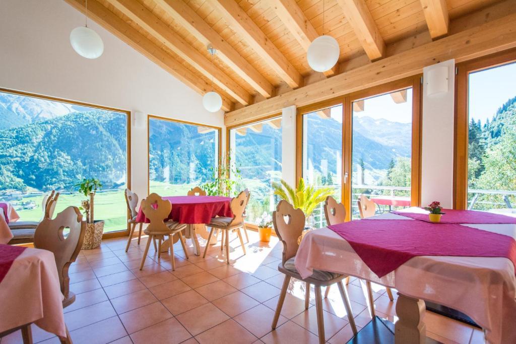 Hotel Cuntera Curaglia Екстериор снимка
