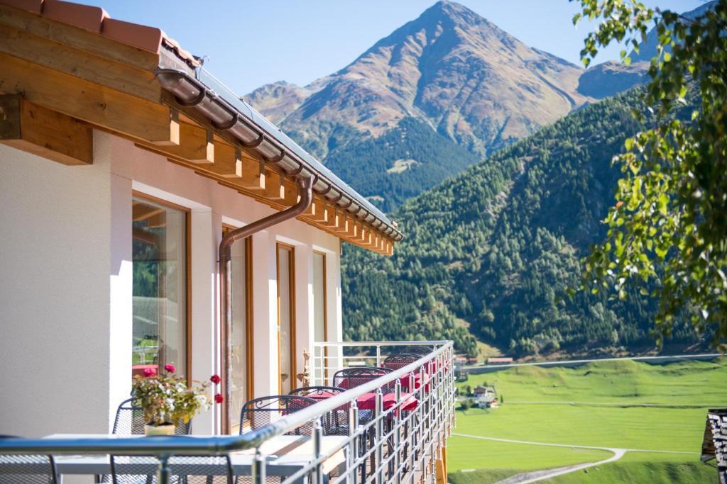 Hotel Cuntera Curaglia Екстериор снимка