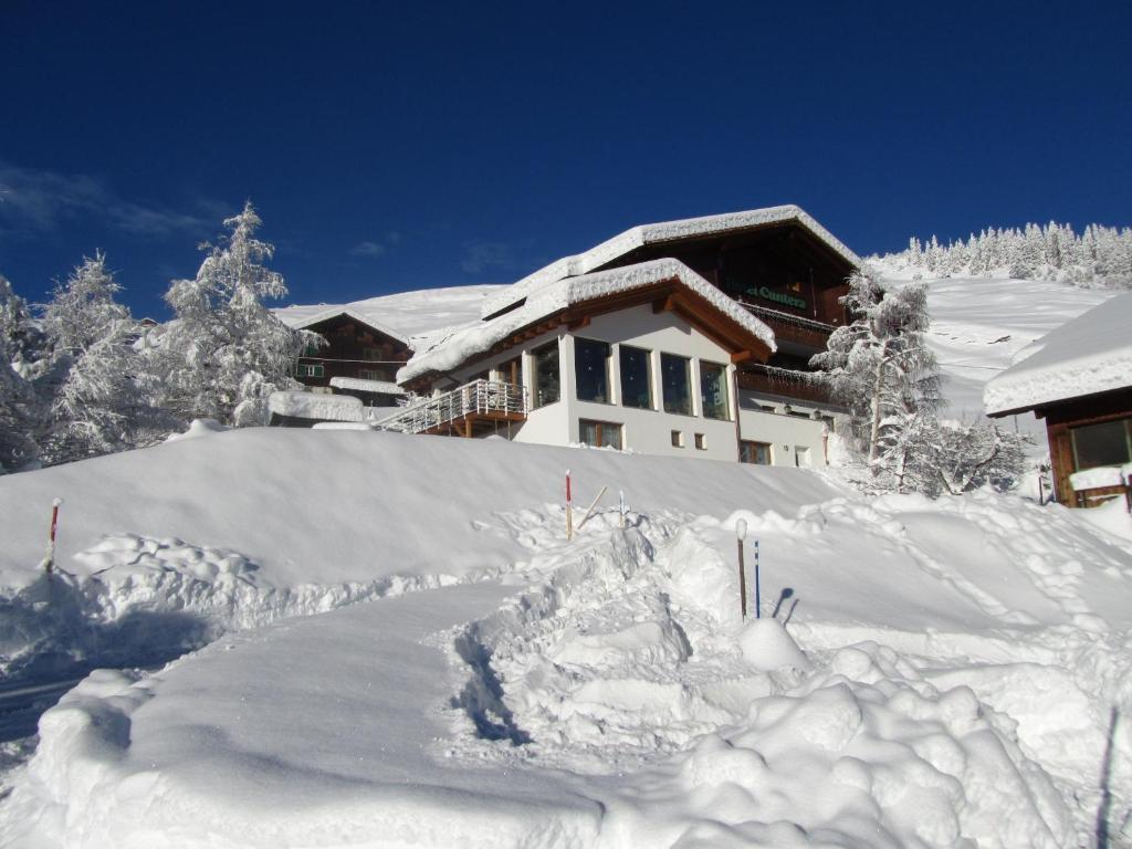 Hotel Cuntera Curaglia Екстериор снимка