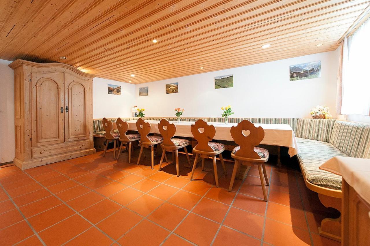 Hotel Cuntera Curaglia Екстериор снимка