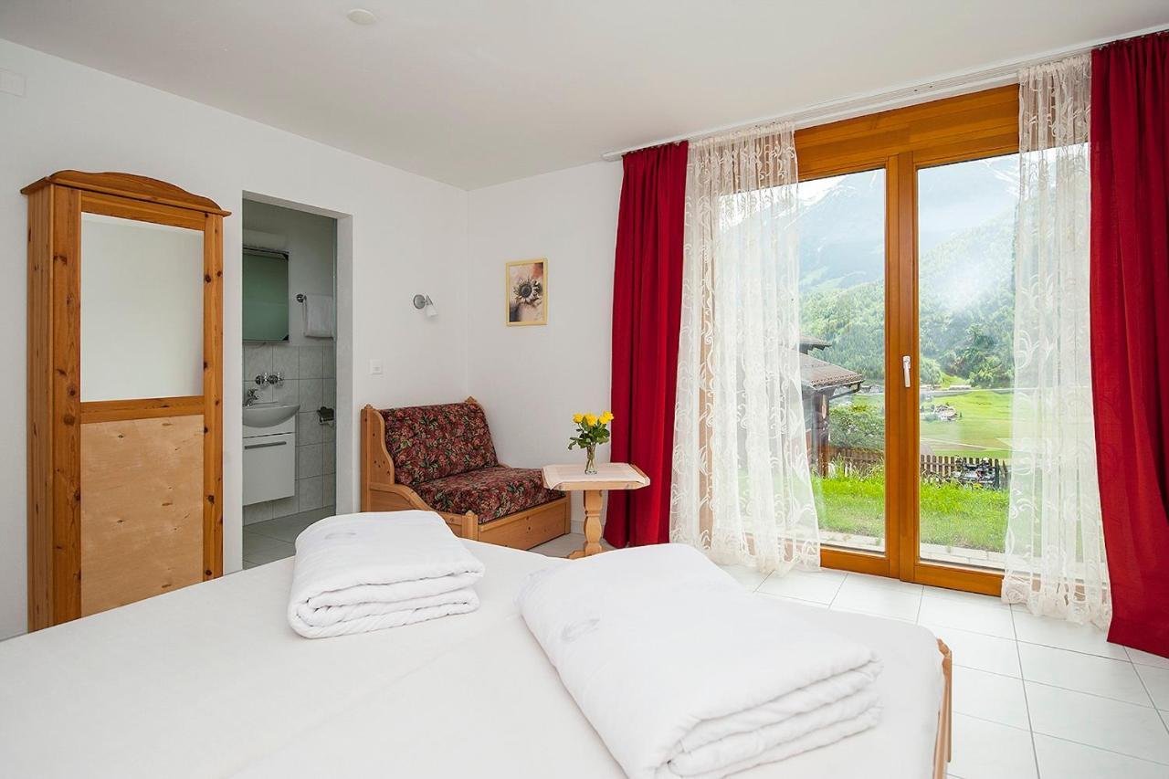 Hotel Cuntera Curaglia Стая снимка