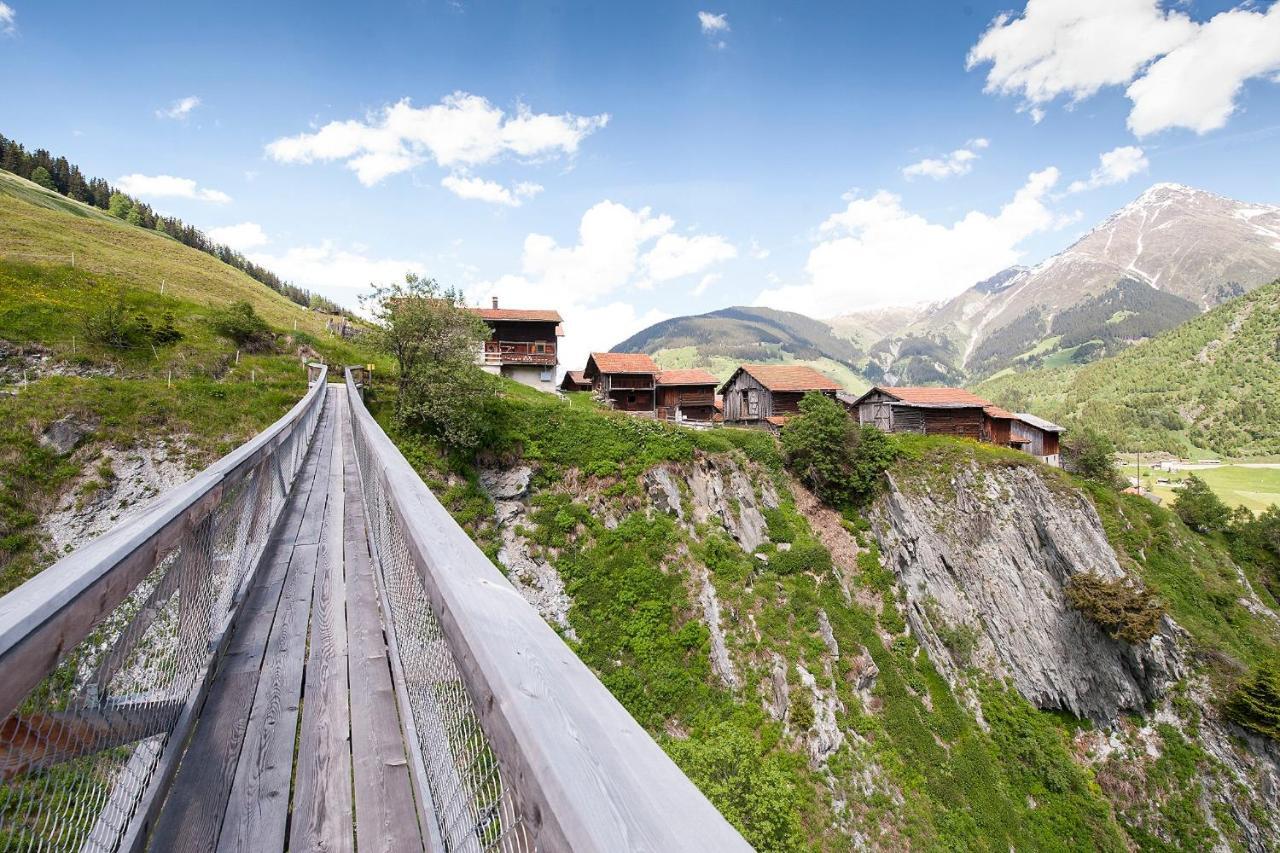 Hotel Cuntera Curaglia Екстериор снимка